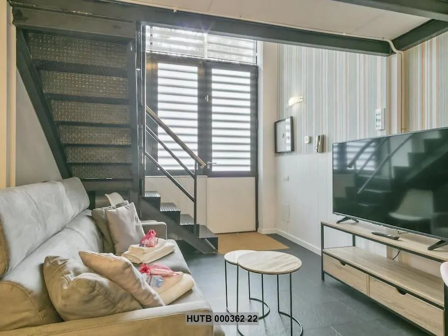 Alcam Futbol Pequeno Apartment Barcelona Spain